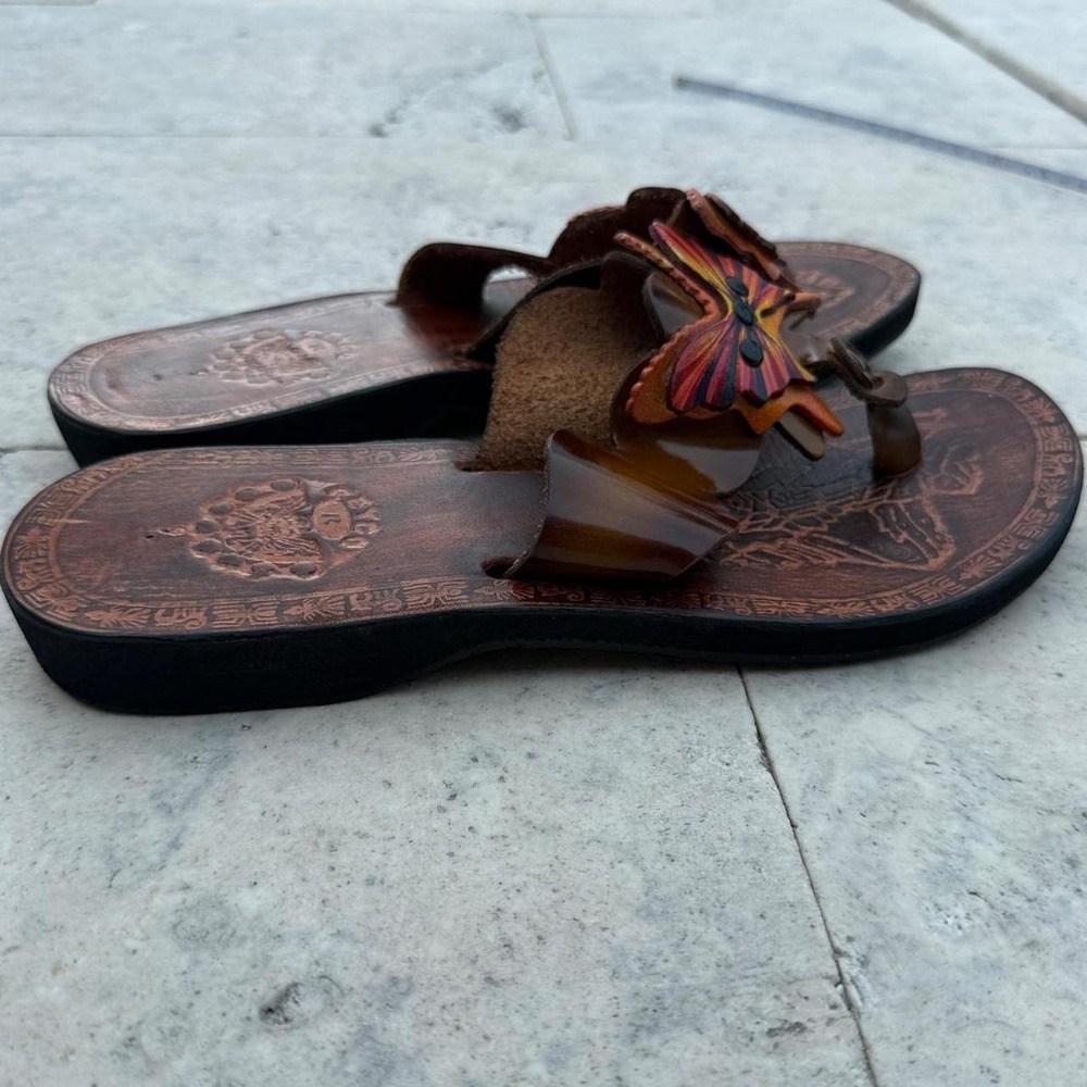 handmade leather flip flop sandals hand-painted butterfly accents